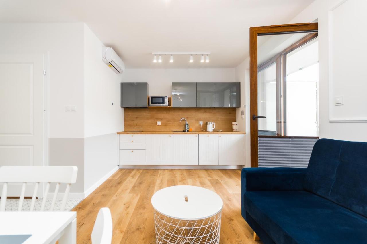 Apartments Lipova Stegna Park Coffee&Wi-Fi- 500 M Do Plazy Exterior foto